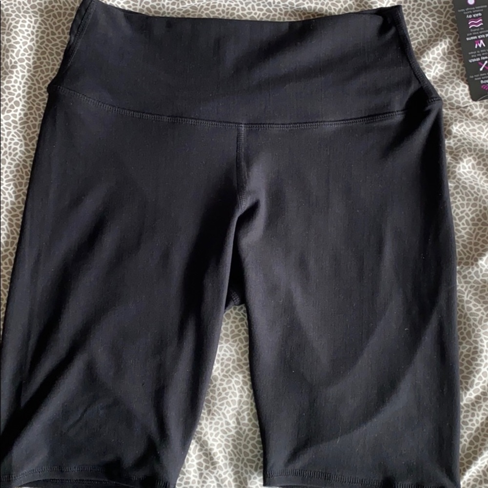 Black Biker Shorts !